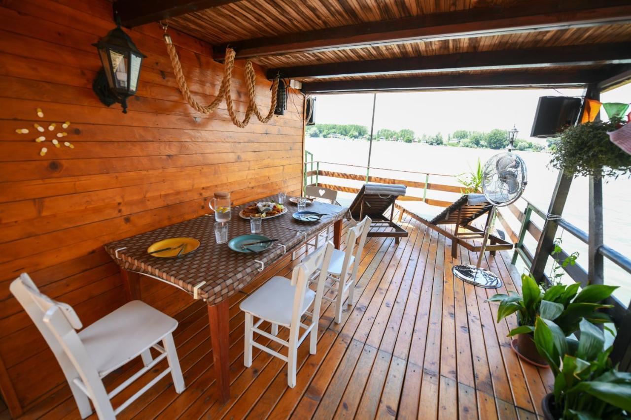 Sagando - Floating House On Sava River Βελιγράδι Εξωτερικό φωτογραφία